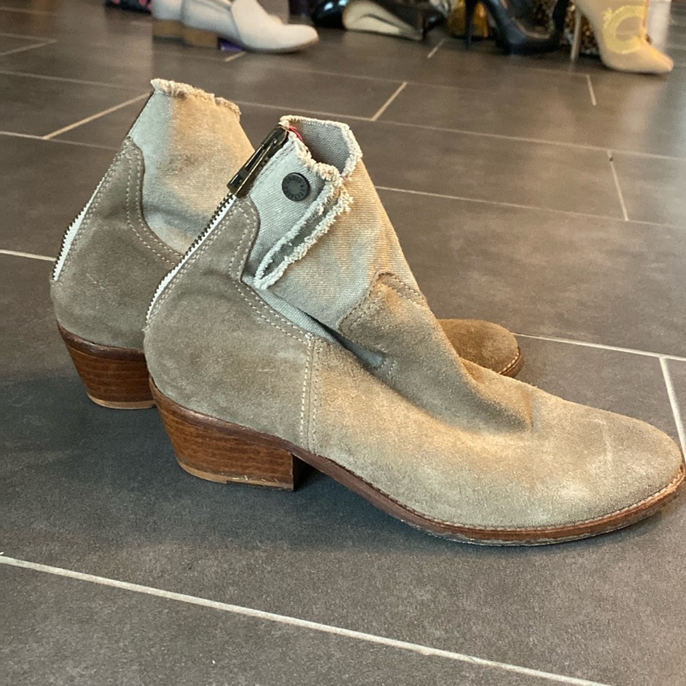 Zadig & Voltaire Chelsea tan suede kitten Heel Booties‎ size 7.5 - Picture 2 of 8